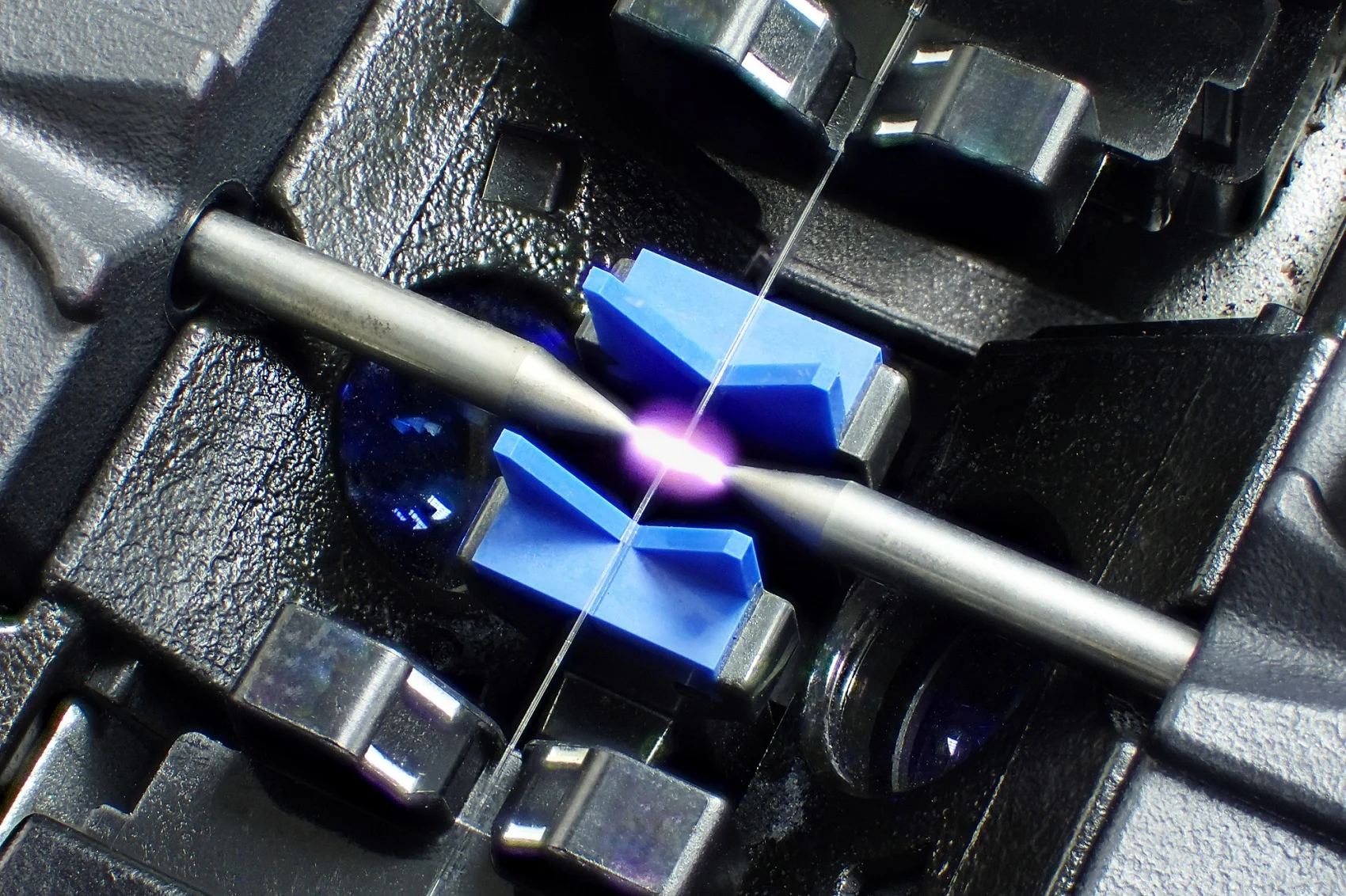 Splices create permanent connections Splices create permanent connections